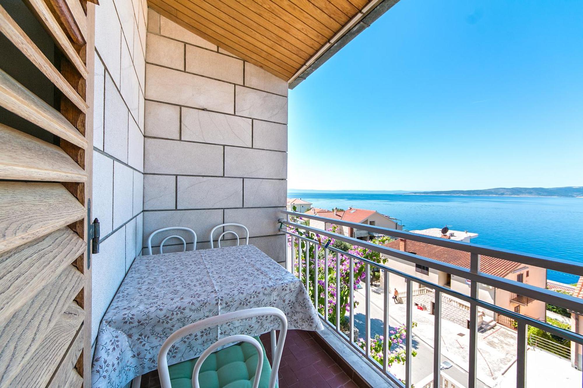 Apartments And Rooms By The Sea Brela, Makarska - 2752 Exterior photo