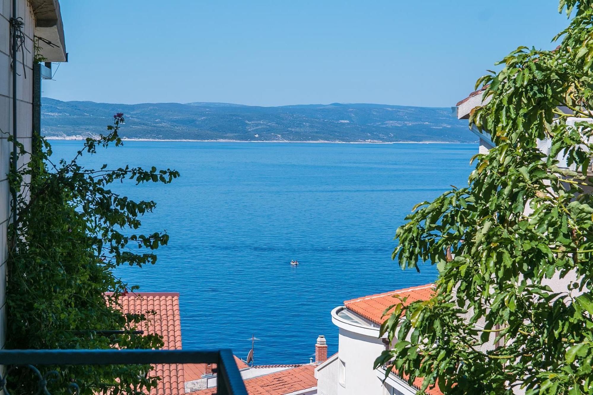 Apartments And Rooms By The Sea Brela, Makarska - 2752 Exterior photo